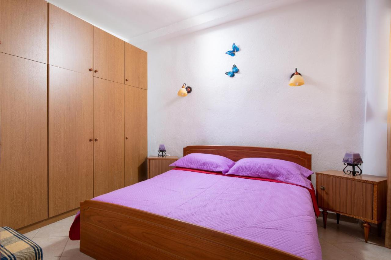 Thodoros Apartment ซีเกีย ภายนอก รูปภาพ